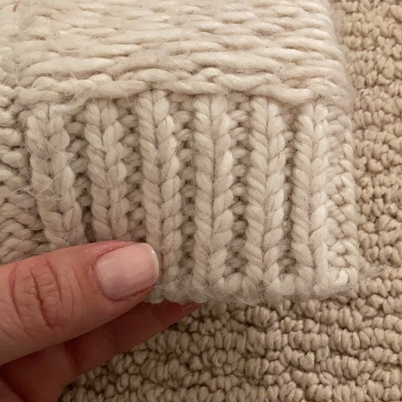 Cream Ann Taylor Sweater - Picture 4 of 4